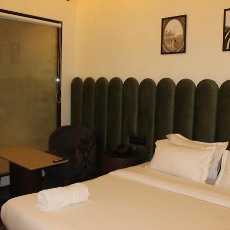 Gulf Hotel Mumbai- The Boutique Hotel Colaba Mumbai Dış mekan fotoğraf