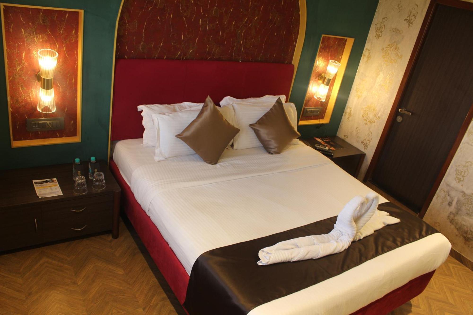 Gulf Hotel Mumbai- The Boutique Hotel Colaba Mumbai Dış mekan fotoğraf