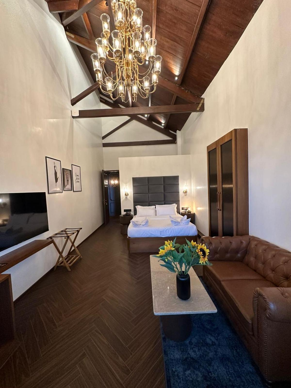 Gulf Hotel Mumbai- The Boutique Hotel Colaba Mumbai Dış mekan fotoğraf