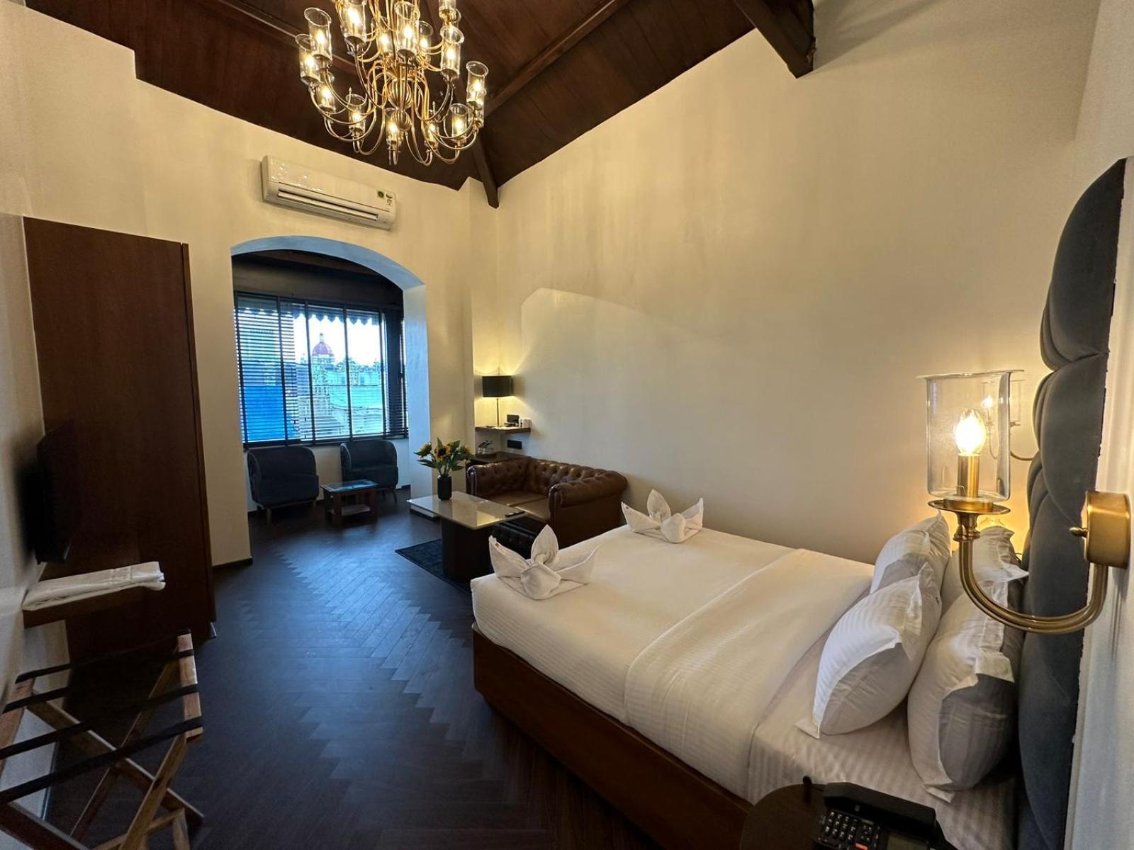 Gulf Hotel Mumbai- The Boutique Hotel Colaba Mumbai Dış mekan fotoğraf