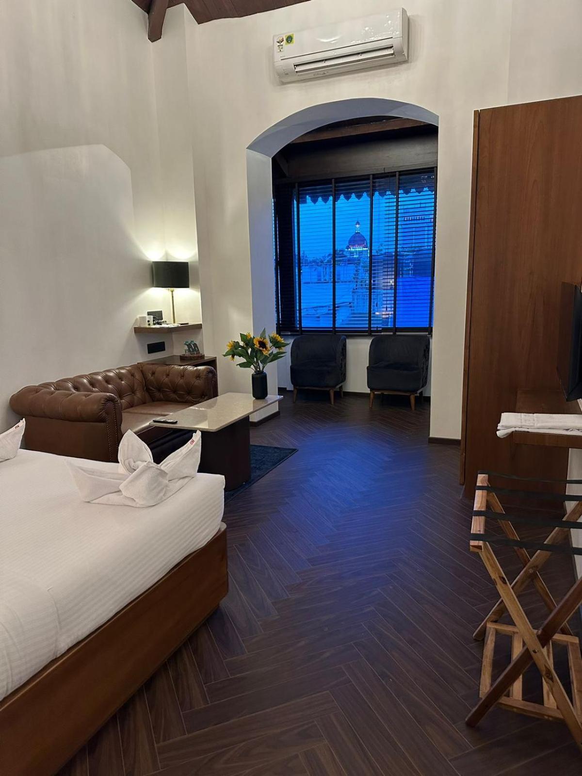 Gulf Hotel Mumbai- The Boutique Hotel Colaba Mumbai Dış mekan fotoğraf